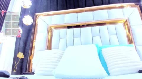 Riley online show from February 22, 11:55 am