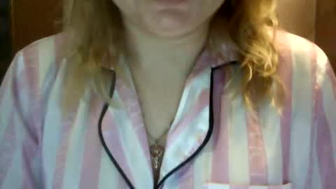 RiveraMaureen online show from January 10, 6:42 am