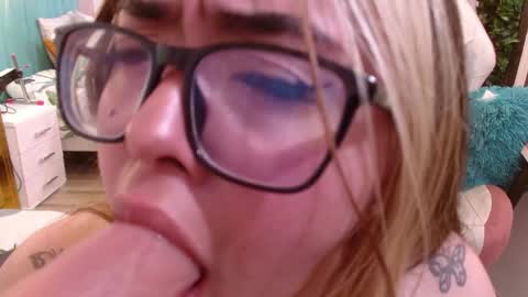 RIX VENOM online show from December 27, 6:42 pm