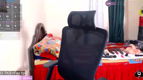 Ivanna and Robin online show from April 4, 9:46 pm