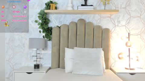 Snapshot of roma_love_ chatting on January 24, 11:59 am online show from January 24, 11:59 am