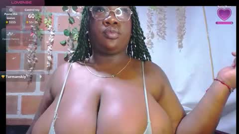 roos_veyker online show from October 23, 4:57 pm