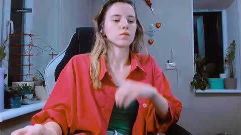 rosa843850 online show from March 3, 4:35 pm