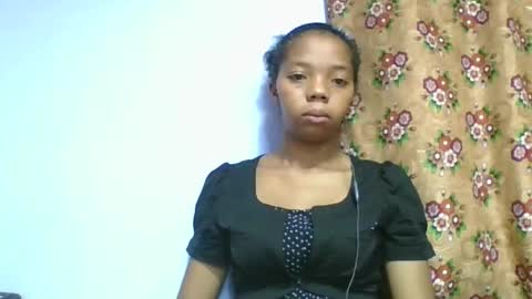 rosah225127 online show from April 19, 3:28 am