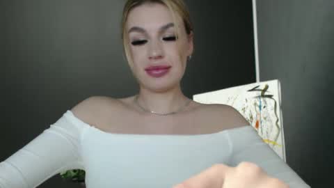 Rosalina online show from September 13, 2:47 pm