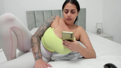 Rosa online show from November 6, 10:04 pm