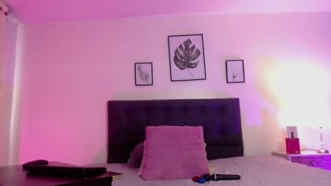 Rose  online show from January 31, 7:11 pm