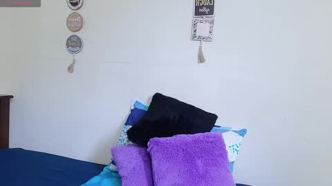 rose_towers4 online show from October 1, 4:23 pm