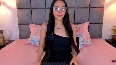 roseaurora online show from June 6, 10:54 am