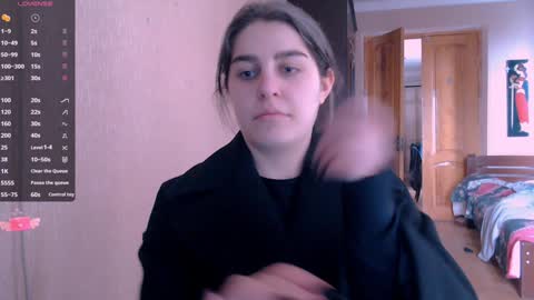 Snapshot of roselina_ chatting on January 30, 12:37 pm Rose online show from January 30, 12:37 pm