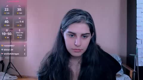 Snapshot of roselina_ chatting on October 3, 10:09 am Rose online show from October 3, 10:09 am