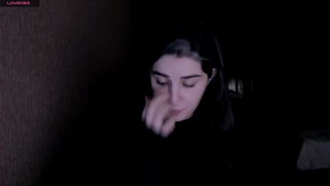 Snapshot of roselina_ chatting on January 3, 4:06 pm Rose online show from January 3, 4:06 pm