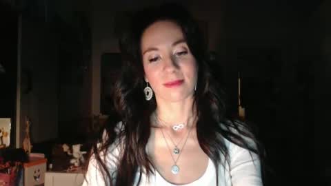 Rose online show from November 25, 7:15 pm