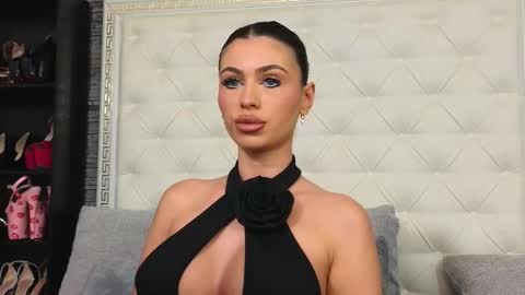 Gabriela online show from November 5, 7:24 am