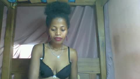 rosia online show from March 5, 9:06 pm