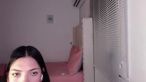 rosiehw online show from January 14, 10:15 pm