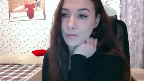 Snapshot of rosierosa chatting on February 25, 4:14 am Rosie is waiting for YOU online show from February 25, 4:14 am