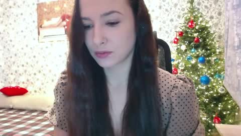 Snapshot of rosierosa chatting on January 6, 3:53 am Rosie is waiting for YOU online show from January 6, 3:53 am