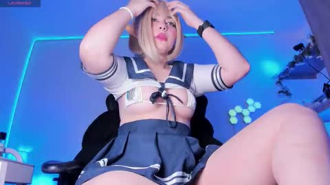 rositafresita01 online show from November 13, 1:43 pm