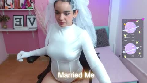 Snapshot of rossedaves_ chatting on October 18, 11:57 am Rosse online show from October 18, 11:57 am