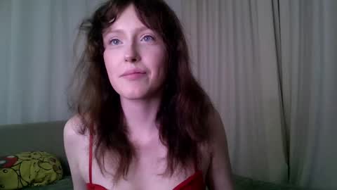 rosy_petal online show from May 17, 7:13 pm