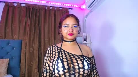 Snapshot of rous_25 chatting on January 26, 12:33 pm rous_25 online show from January 26, 12:33 pm
