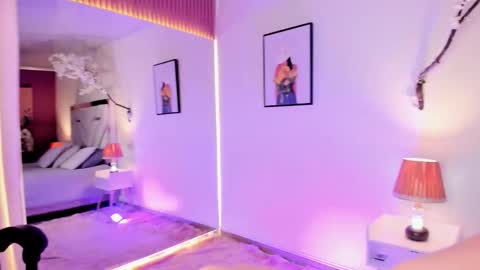 rouse_taylor__ online show from December 4, 1:02 pm