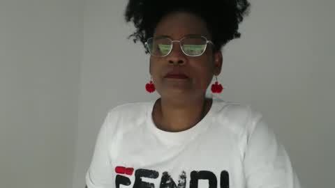 luxa online show from November 1, 1:59 pm