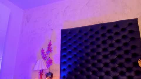 Rousse  online show from October 4, 4:51 am