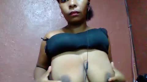 rovaelyah online show from October 27, 5:36 am