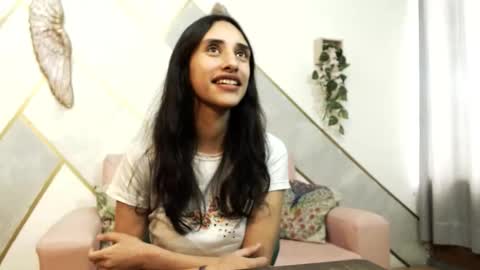 Snapshot of roxana_cyrano chatting on October 14, 8:00 pm online show from October 14, 8:00 pm