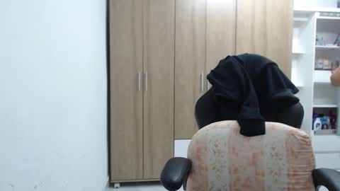 Roxana online show from November 17, 3:18 am