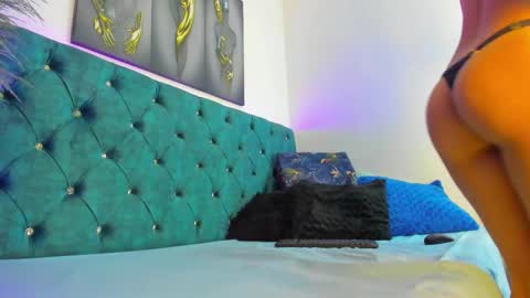 Roxanna online show from February 24, 11:53 am