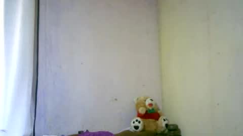 roxanne_98 online show from January 18, 3:58 am