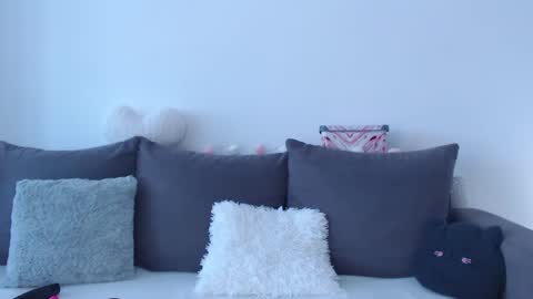 roxanneliss online show from December 4, 10:06 am