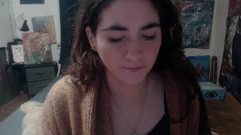 Snapshot of roxanneroulette chatting on February 13, 1:08 am Silver online show from February 13, 1:08 am