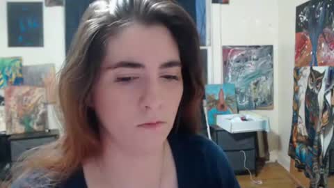 Snapshot of roxanneroulette chatting on February 8, 12:17 am Silver online show from February 8, 12:17 am