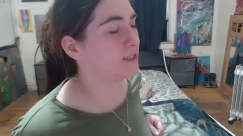 Snapshot of roxanneroulette chatting on January 26, 2:35 am Silver online show from January 26, 2:35 am