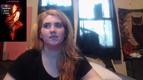 Snapshot of roxanneroulette chatting on September 22, 7:34 pm Silver online show from September 22, 7:34 pm