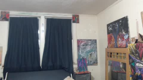 Snapshot of roxanneroulette chatting on January 25, 1:21 am Silver online show from January 25, 1:21 am