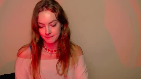 Snapshot of roxasemi_ chatting on September 30, 2:44 pm Roxa online show from September 30, 2:44 pm