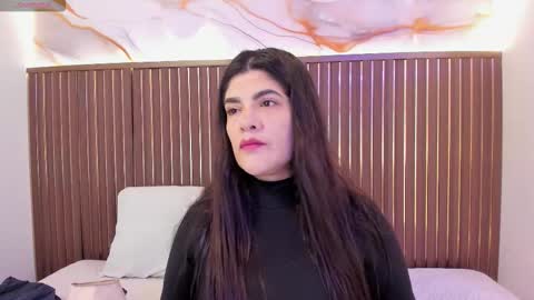 Roxie  online show from December 21, 1:59 pm