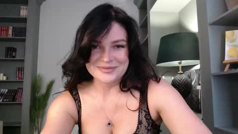 Snapshot of roxxiejet chatting on October 7, 8:41 am roxxiejet online show from October 7, 8:41 am