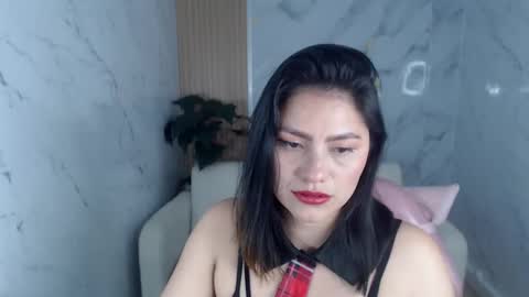 Roxy online show from March 3, 8:26 pm