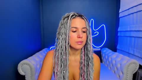 Roxy online show from October 13, 1:19 am