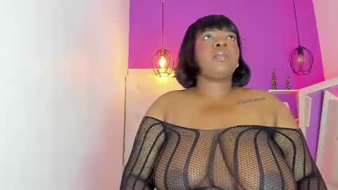 roxy_sexy69 online show from June 15, 1:44 pm
