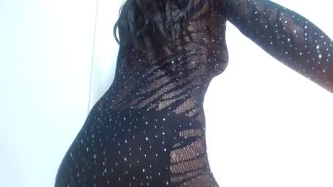 Snapshot of roxy_stone1 chatting on October 4, 11:31 pm roxy_stone1 online show from October 4, 11:31 pm