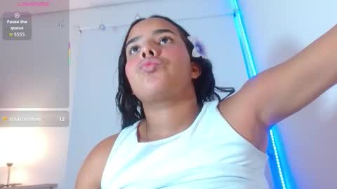 Snapshot of roxy_stone1 chatting on September 30, 9:41 pm roxy_stone1 online show from September 30, 9:41 pm