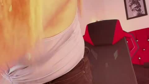 Roxy online show from June 11, 7:00 pm