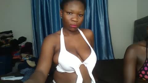 Snapshot of royal_goddes chatting on October 4, 2:39 am goddes online show from October 4, 2:39 am